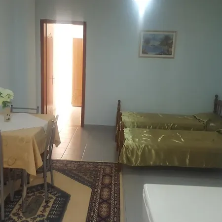 Hotel Ardian Golem (Tirana)